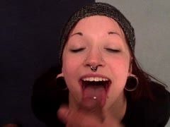 JezziCat genießt Blowjob